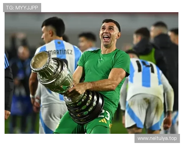 曼城控制力强 纽卡本赛季恐无缘奖杯 曼城控制力强 纽卡本赛季恐无缘奖杯